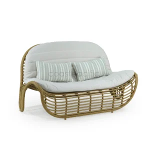 Feli Loveseat